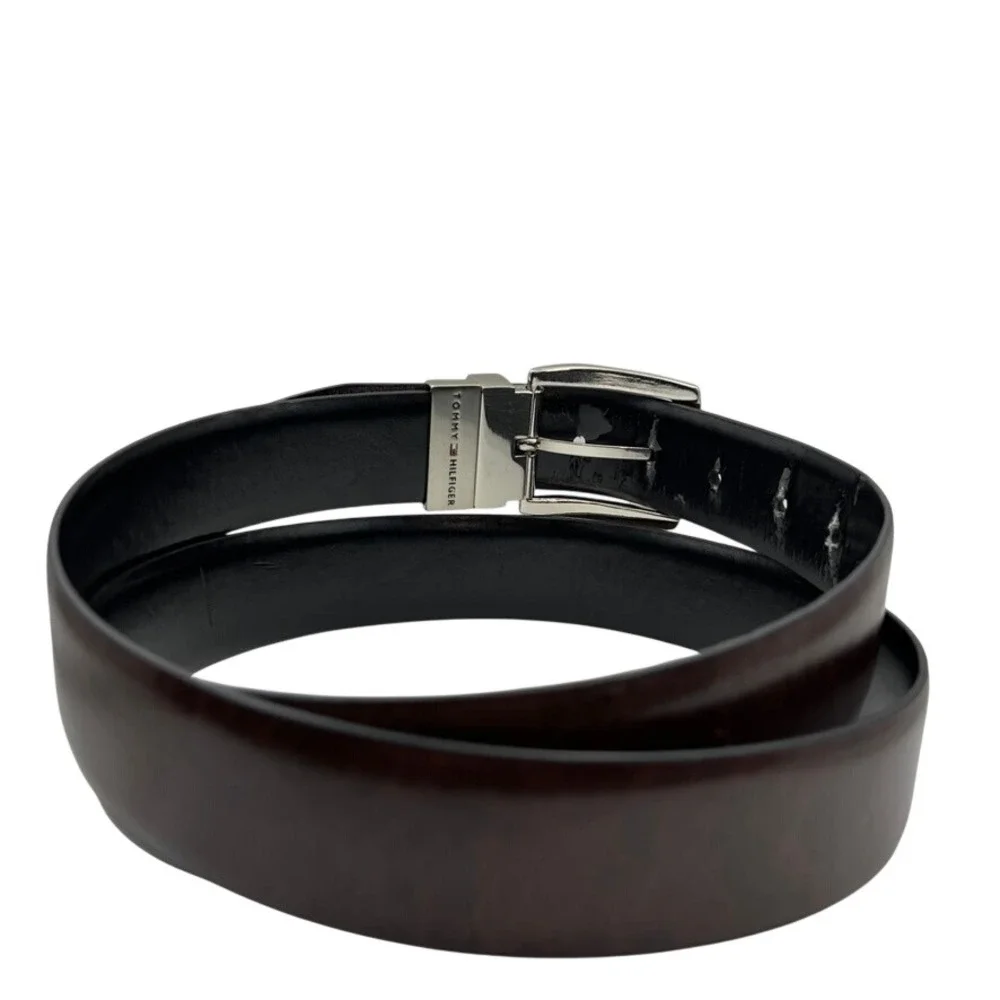Tommy Hilfiger Mens Reversible Belt Black Brown Silver Buckle Size 40 1101002980